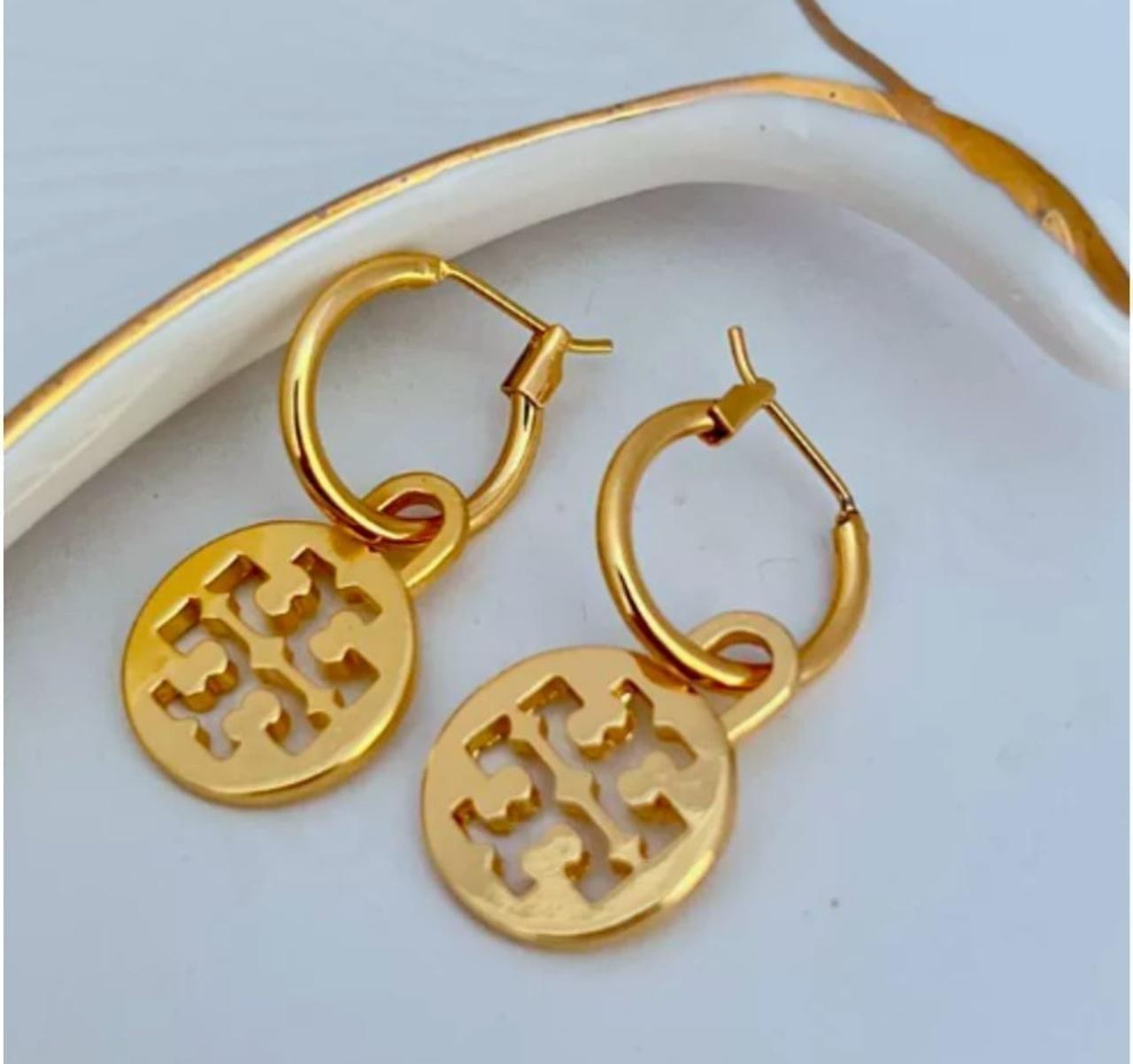 New Tory Gold Plated Circle Earring with Jewelry Pouch Size:3.5*1.5cm