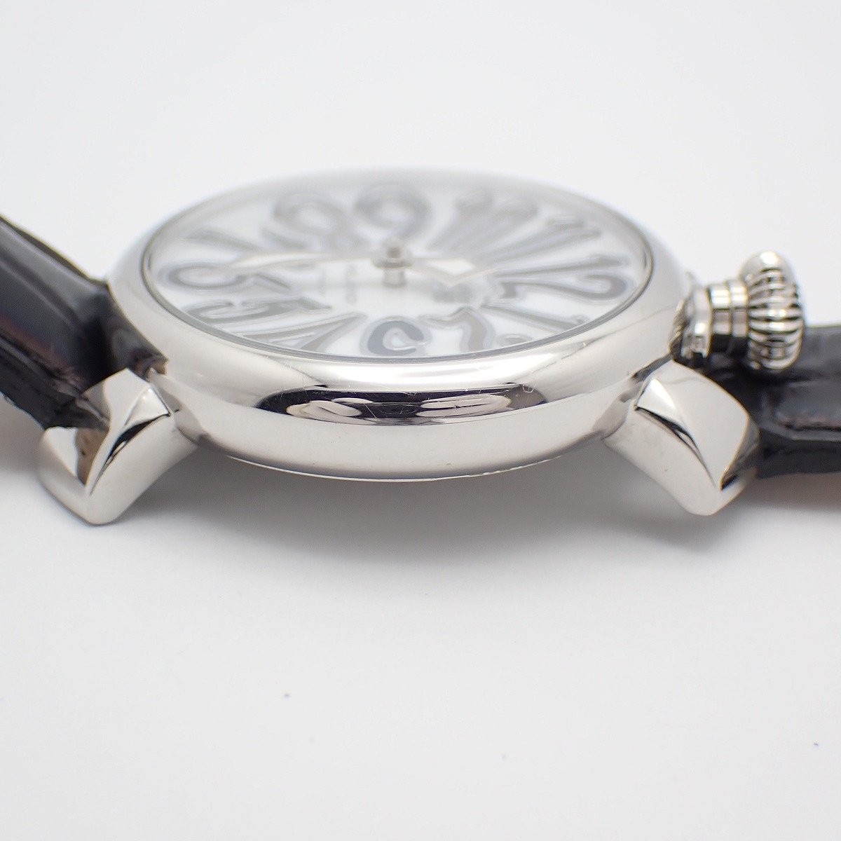 Used GAGA Milano Manuale 40 Quartz Ladies’ Watch Shell Dial Leather Strap 5020 I