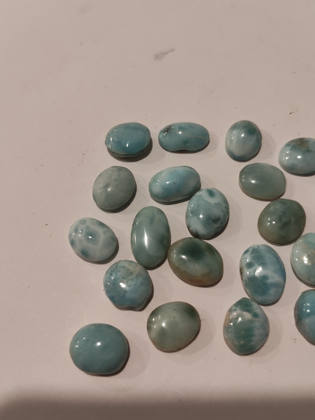 Misc Larimar Cabochons Lot 100 Cts Very Good Quality…Mix Of Calibrated Sizes