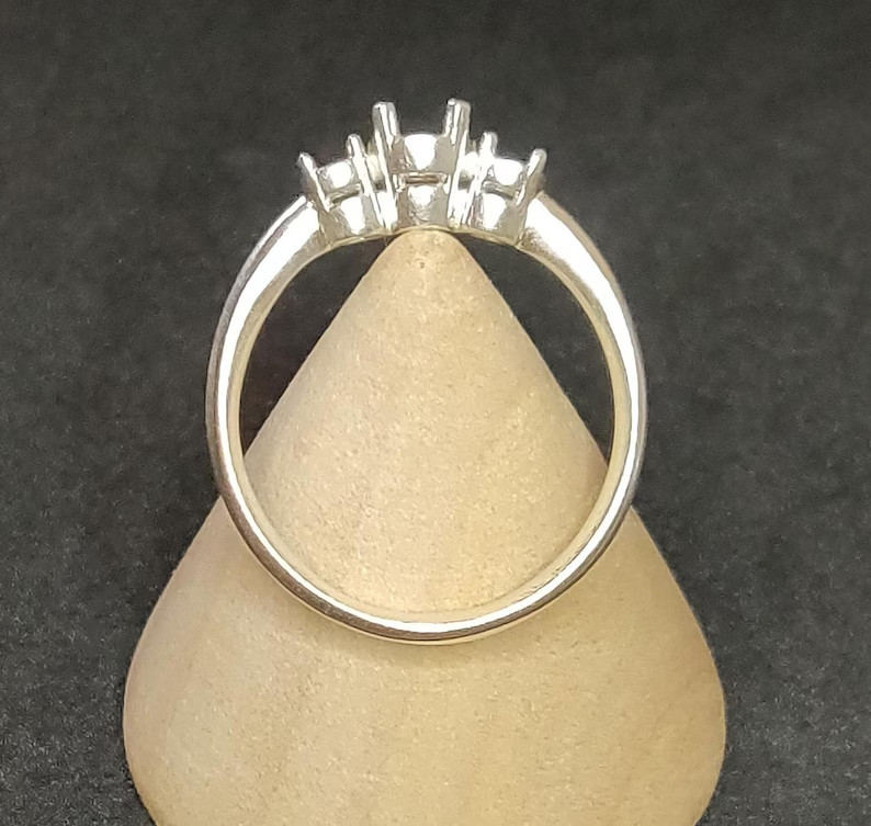 925 Sterling Silver 3-Stone Round Cut Gem Prong Setting Ring Adjustable Jewelry