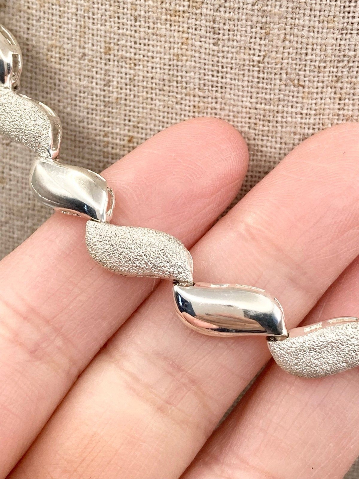 FAS 925 sterling silver wave Matt finish collar necklace