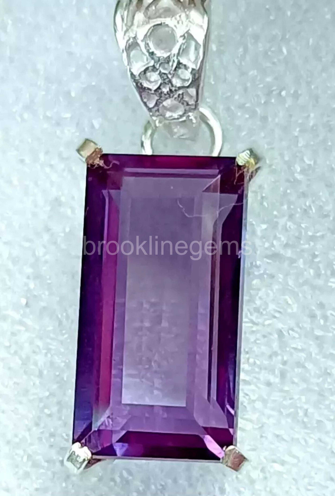 40.55 CT BAGUETTE CUT Alexandrite Certified Gemstone Pendant 925 Silver 5ATW