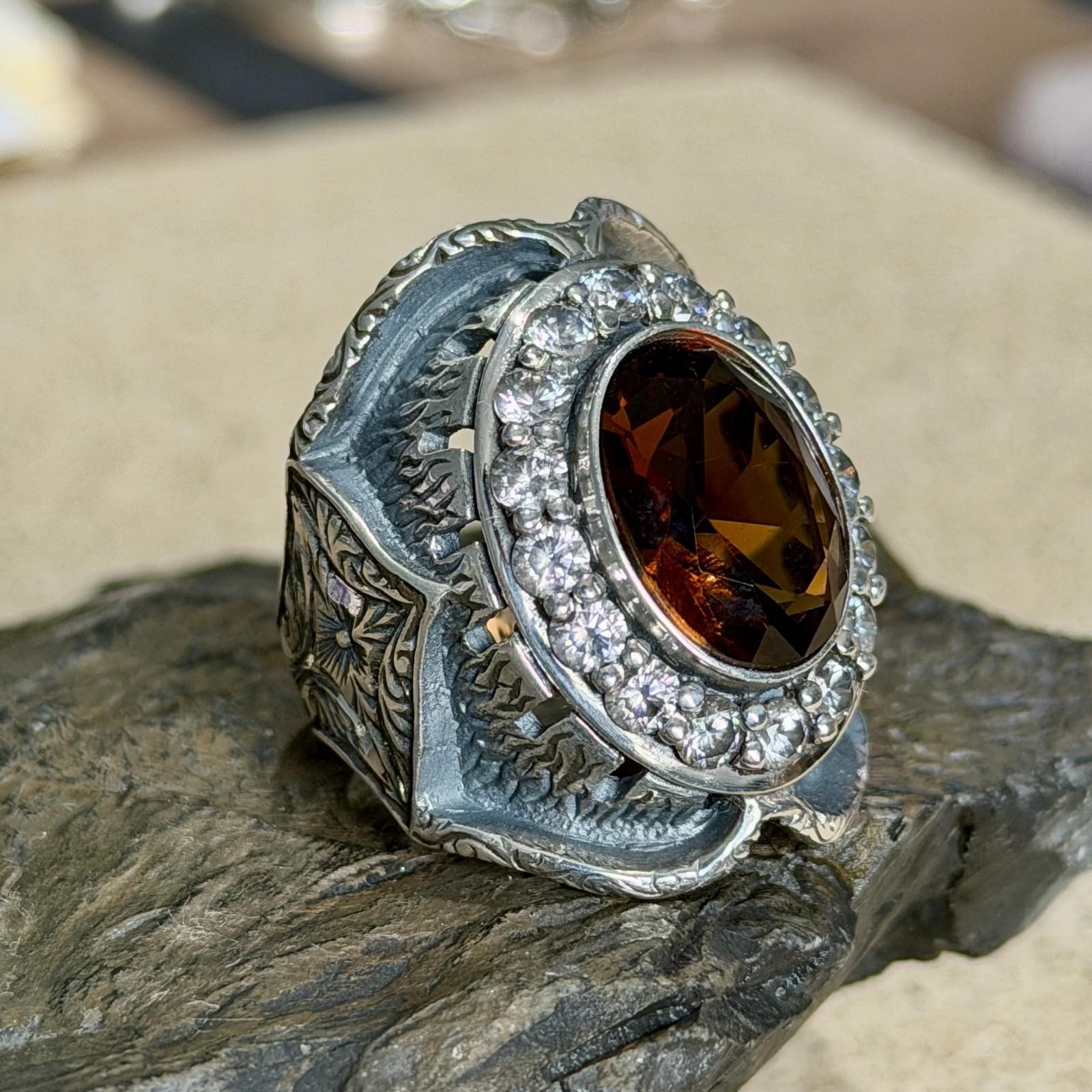 925 Men Handmade Zultanite Alexandrite Gemstone Hand-Engraved Turkish Ring