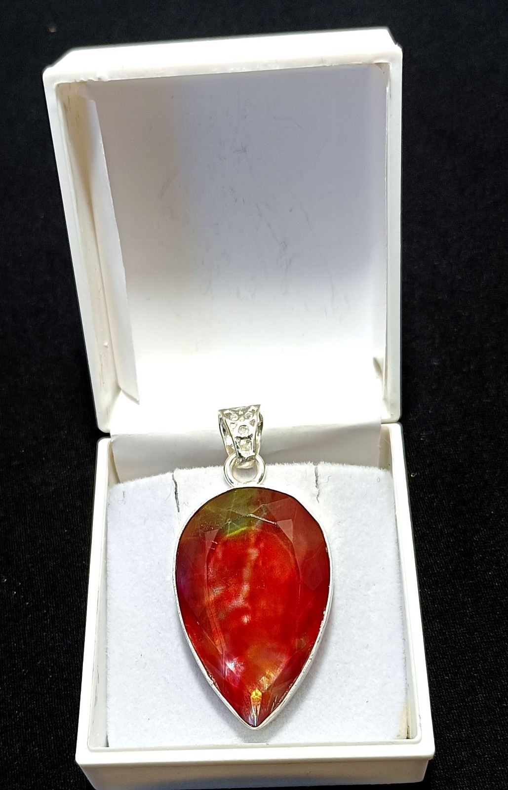 51.45 Ct Natural Ammolite Doublet Rainbow Pendant Gemstone with Sliver Chain