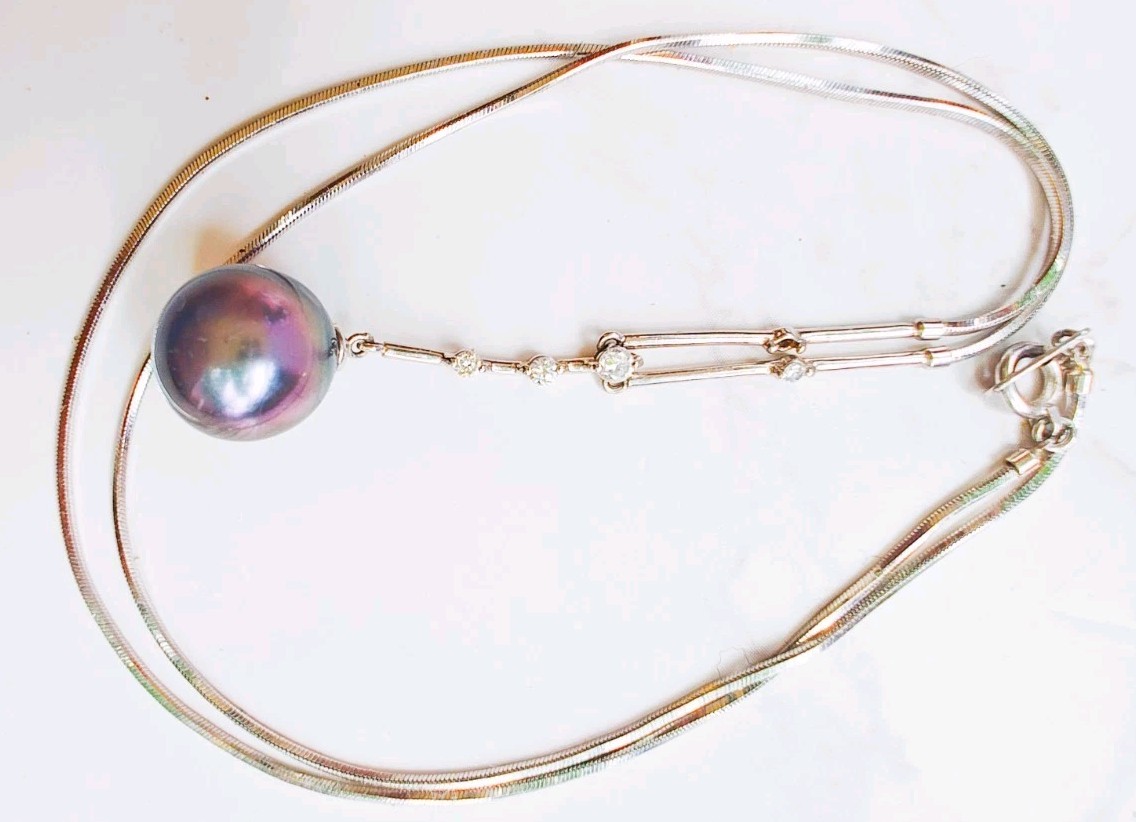 18K White Gold 10.9mm Tahitian Pearl .11ct Diamond Necklace 17” 6.12g