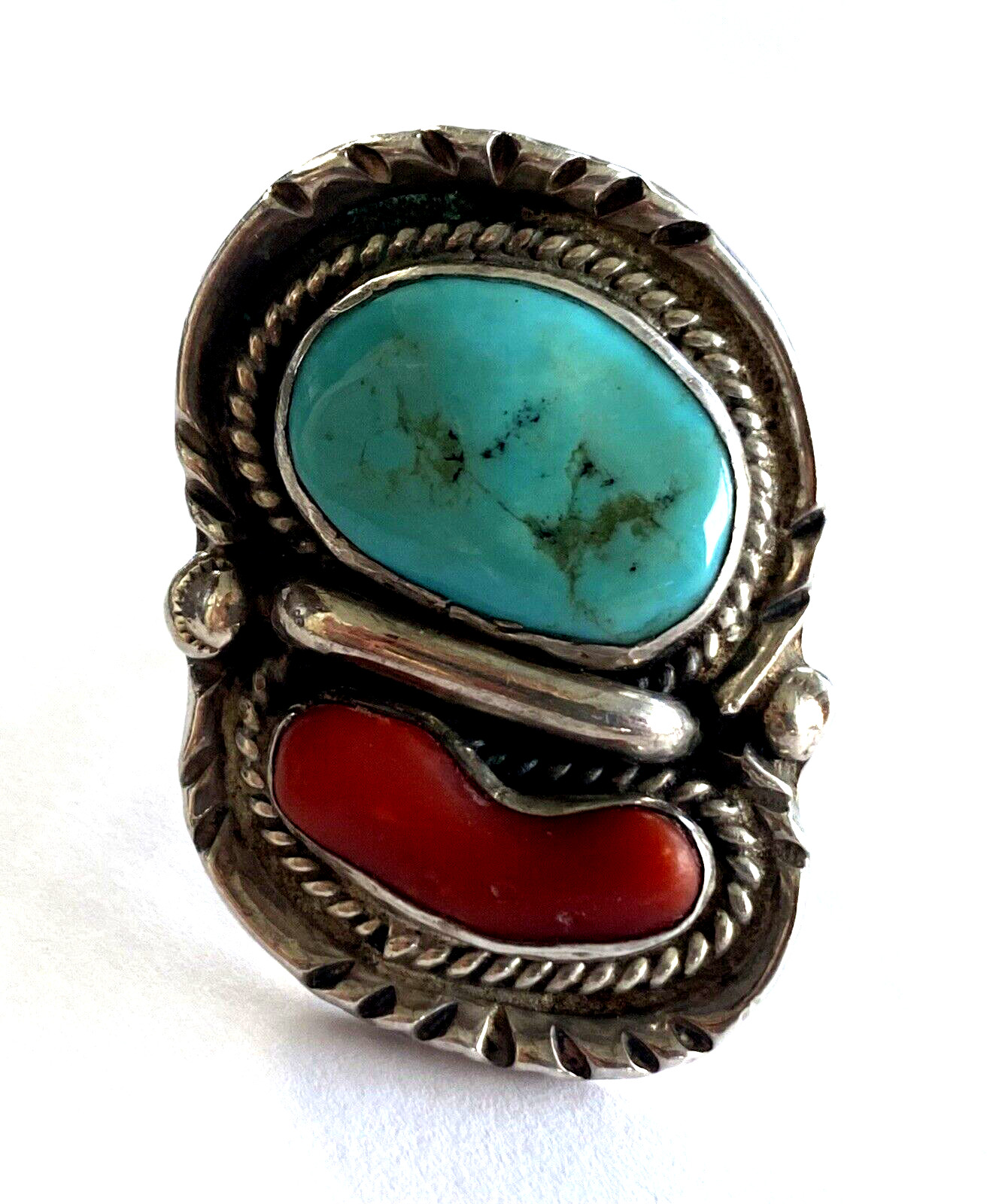 Vintage Native American Turquoise Red Coral Men’s Ring 28.41gr Size 12