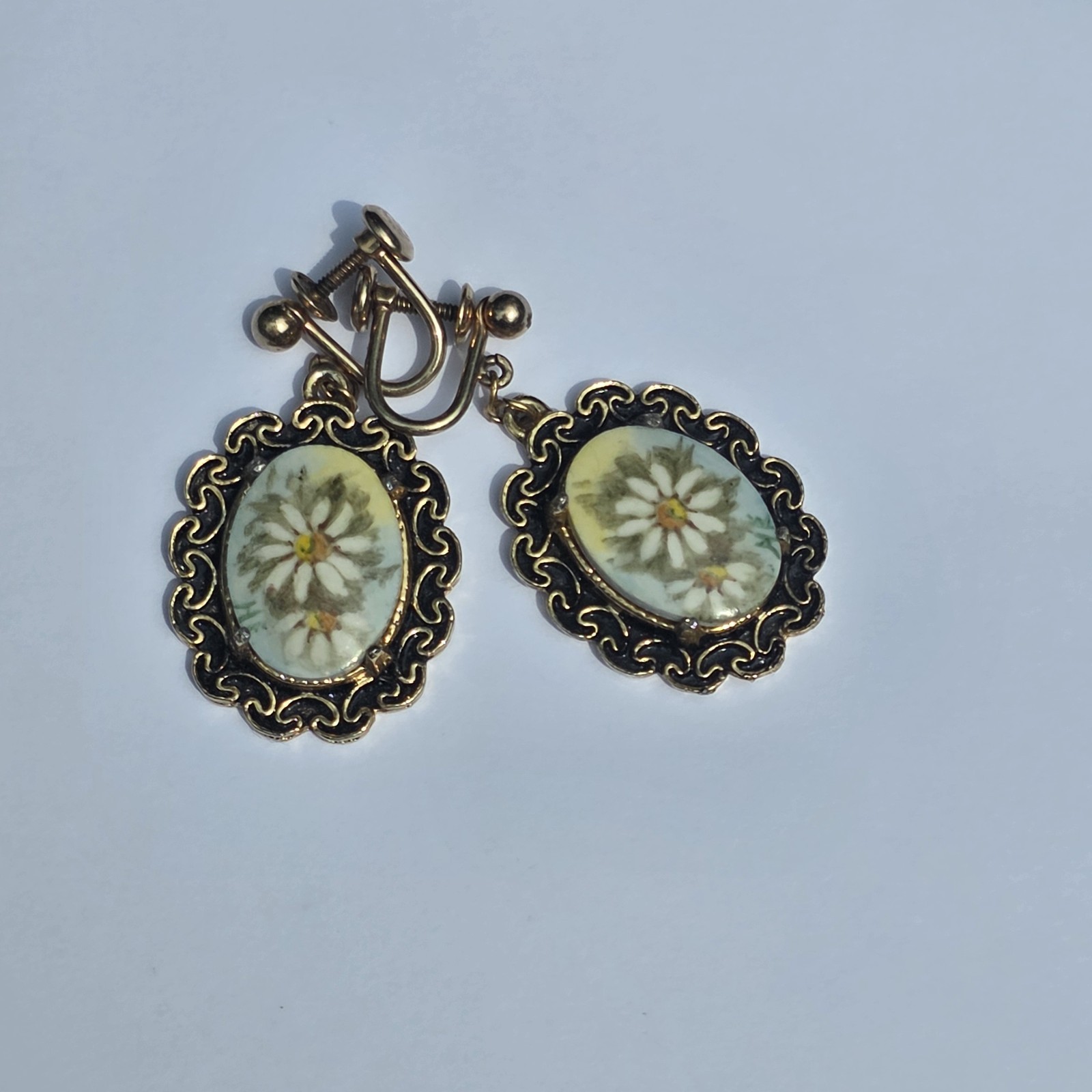 12K GF Gold Filled Screw Back Floral Earrings By Van Dell