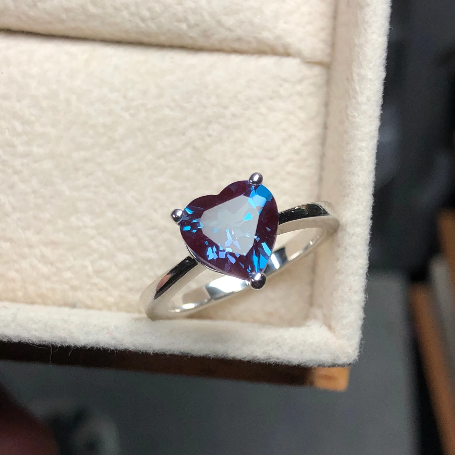 Certified 8 Ct Natural Alexandrite Heart Gemstone Ring 925 Silver Ring Size 9