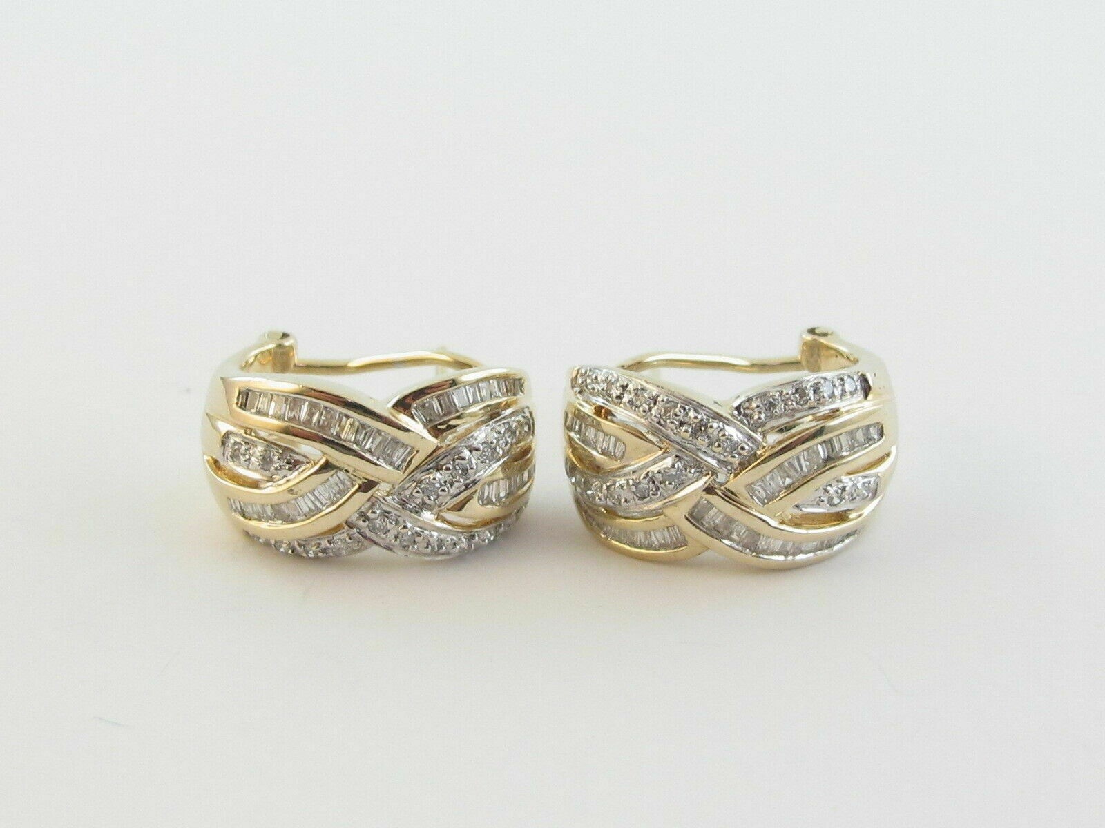 1.25CT Round & Baguette Cut Simulated Diamond 14K Yellow Gold Finish Women’s