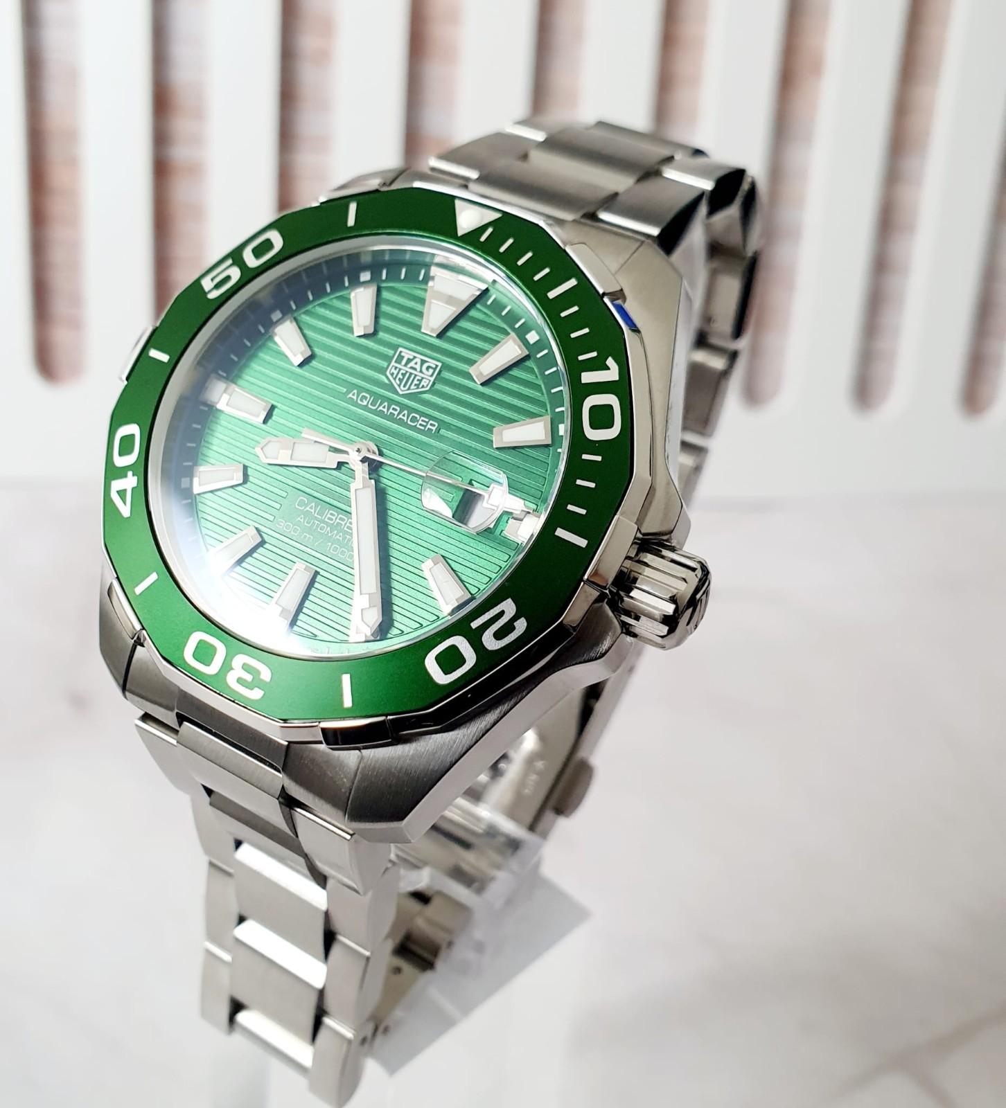 TAG Heuer Green Hulk Aquaracer Men’s Watch WAY201S.BA0927