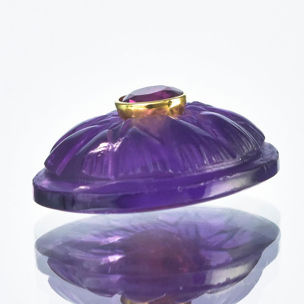 1.95 g Carved Lotus Purple Amethyst Cabochon & Rhodolite Gemstone Inlay 17x13mm