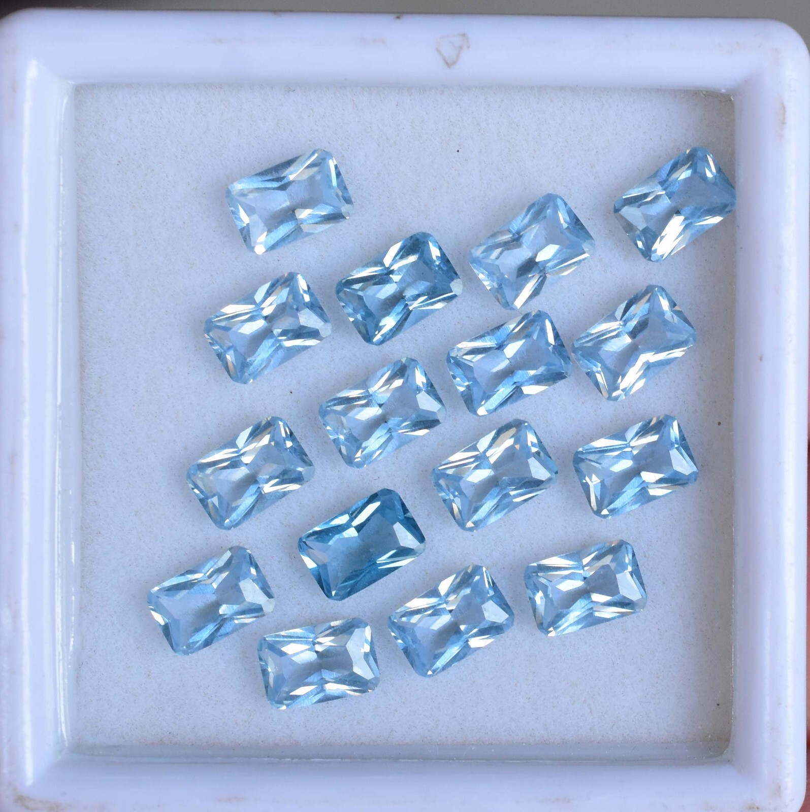 16 Pcs Natural Blue Aquamarine 5 x 5 mm AAA+ Square Certified Loose Gemstone