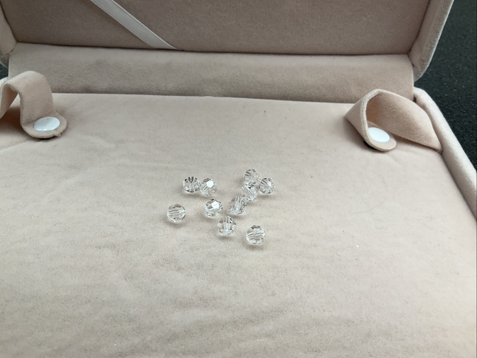 100 Pack! Swarovski Strass Crystal Beads: 8502 Series 6mm Bead – Best Quality