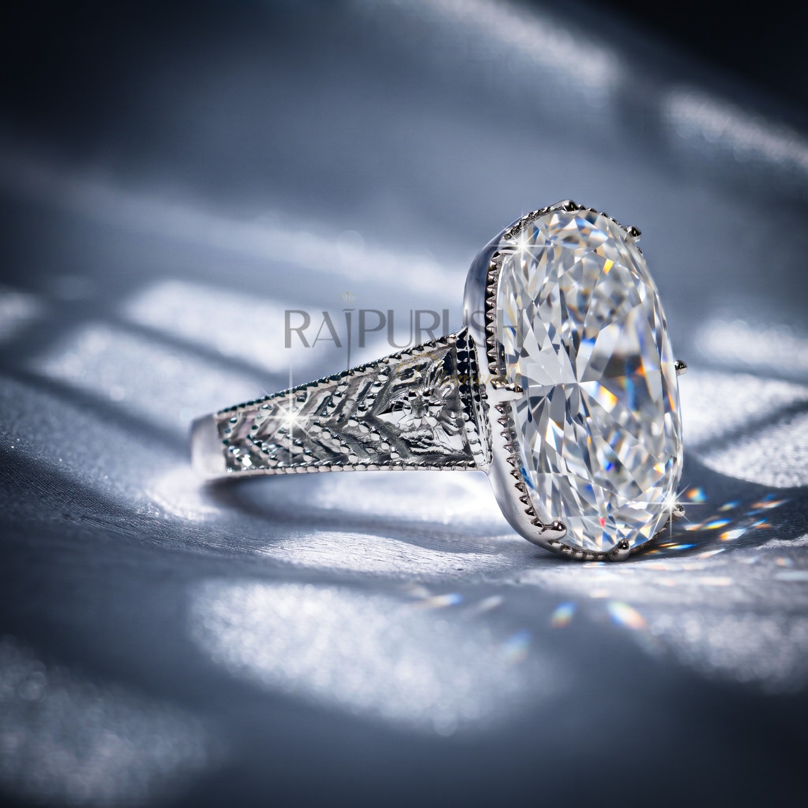 Vintage Art Deco Moissanite Solitaire Engagement Ring in 925 Silver Bridal Ring