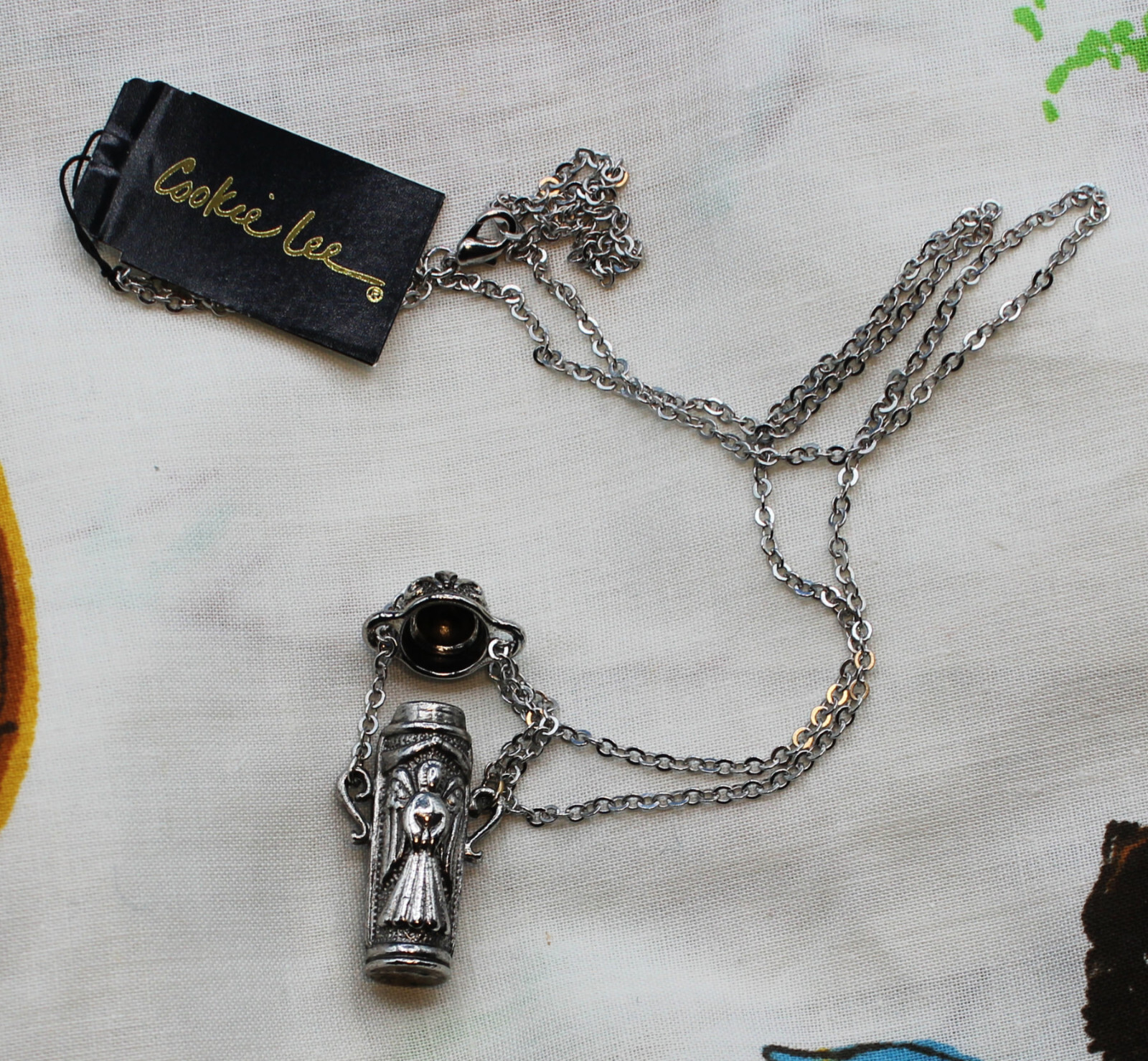 VINTAGE COOKIE LEE ANGEL FLASK JAR SCENT SILVERTONE NECKLACE W LID & TAG
