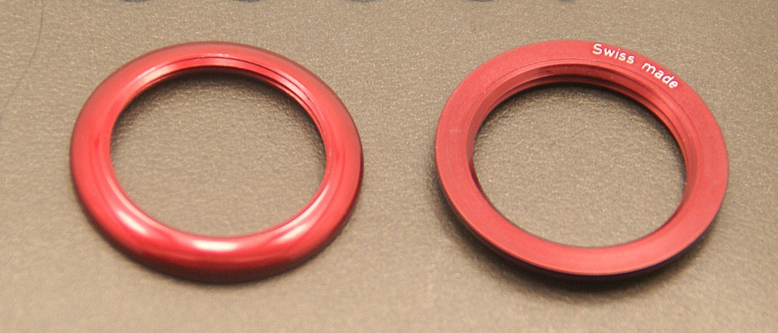 New Gucci Metal Bezel – Ruby Red – for 1100, 1200 and 11/12.2 Watches