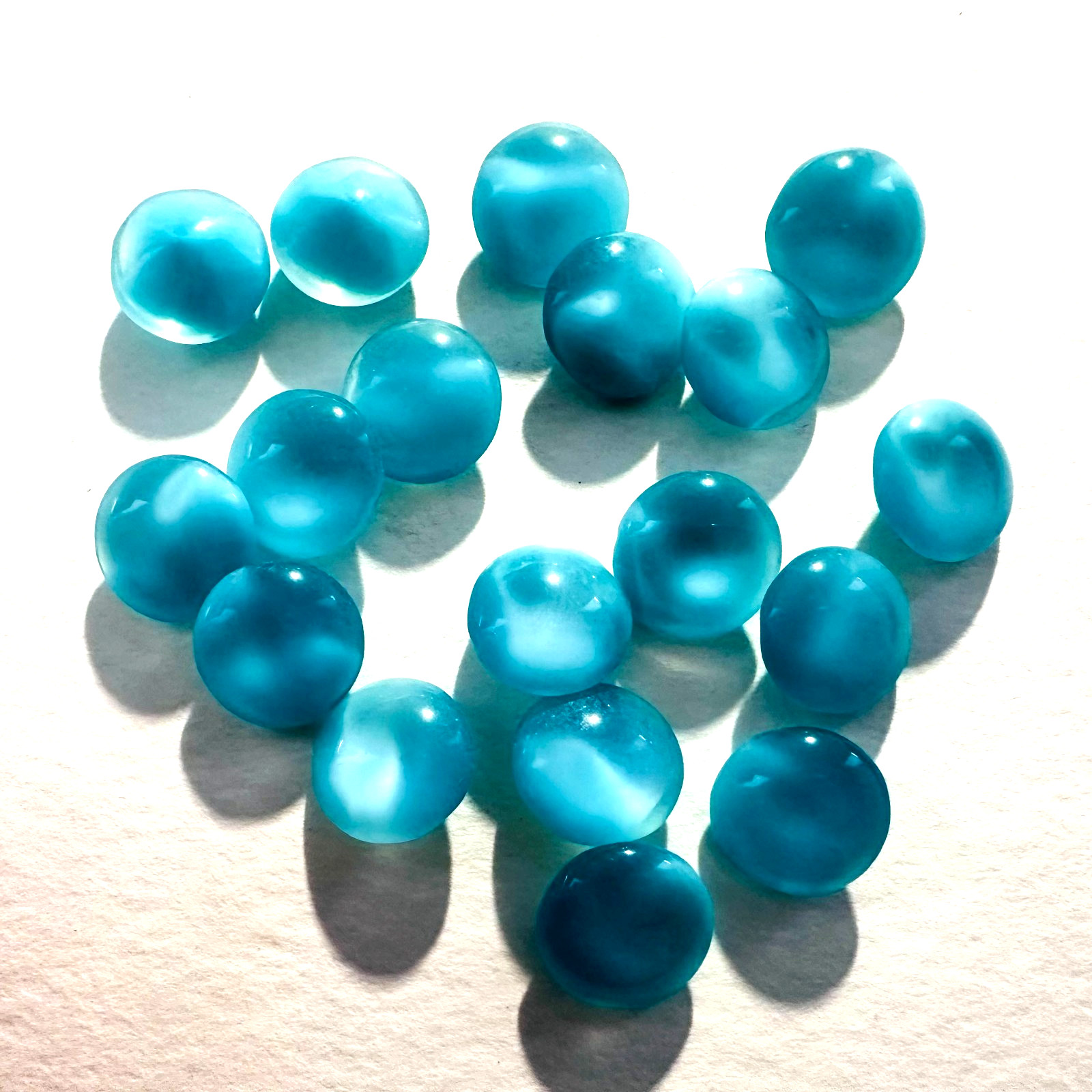 G94 Vintage glass stones SS49 (11.6mm) round moonstone cab top pointed back (18)