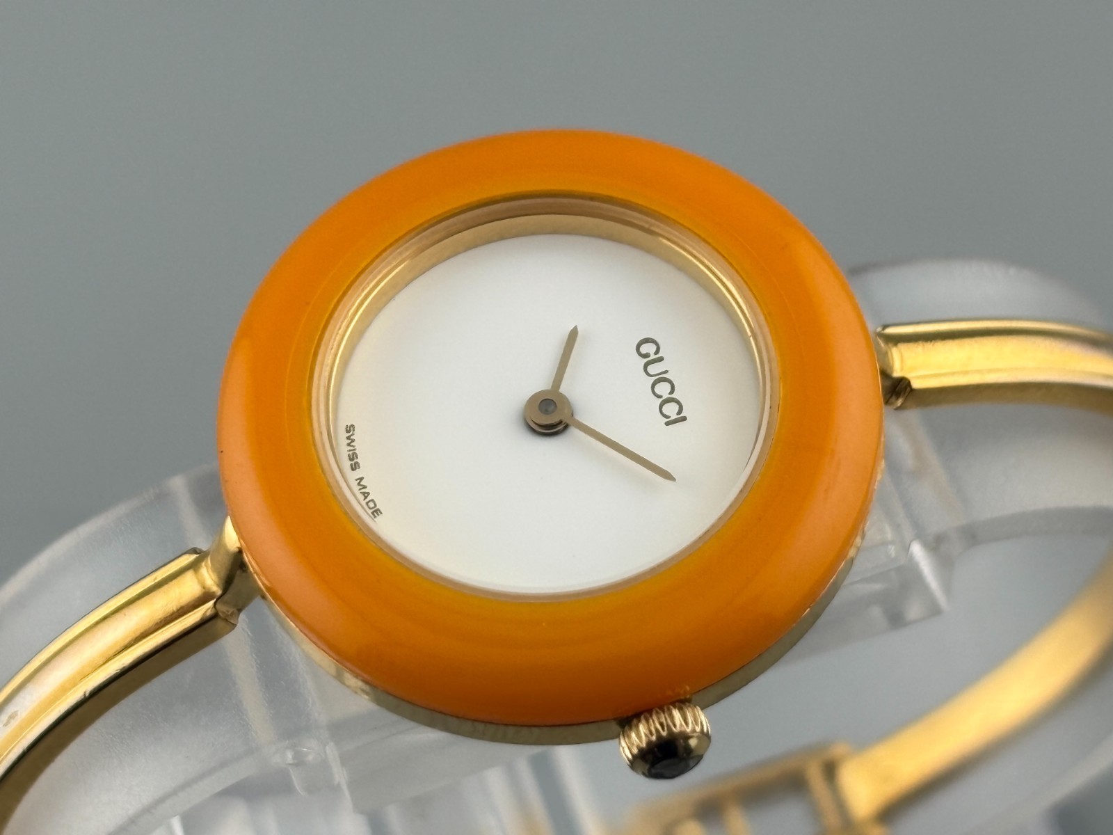 [S size Very Good] Gucci Change Bezel 11/12.2 Gold Yellow Watch Auth