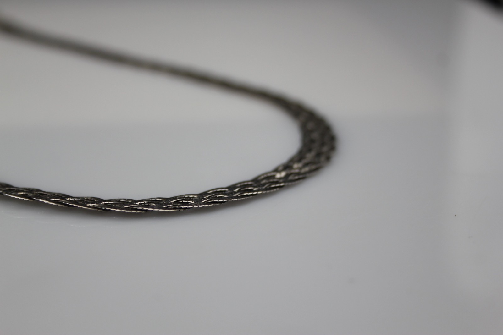 925 Sterling Silver 18″ Wide Flat Woven Chain Necklace 11.6 Grams (NEC6016)