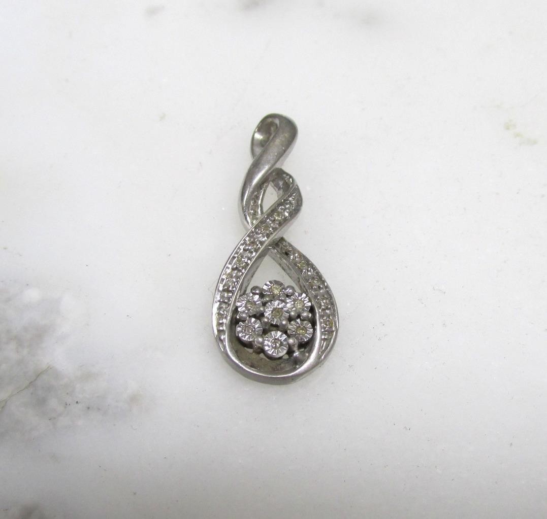 Women’s Diamond Sterling Silver Drop Pendant ~ 3.2grams ~ 2-A178