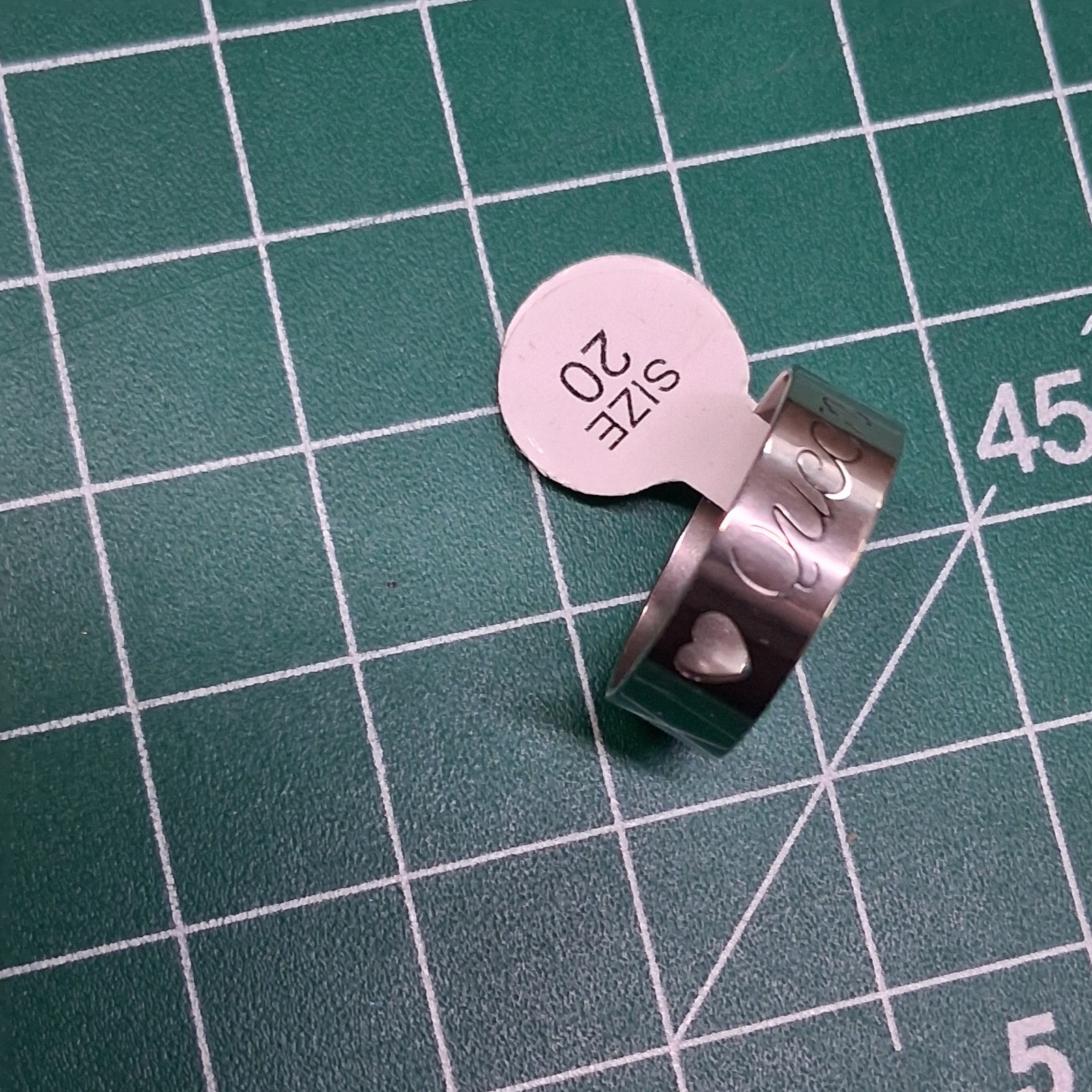 Polished Stainless Steel Size 9.5 Heart Stamped Laser Cut Queen Band Ring