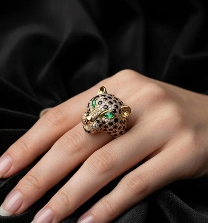 Green Eyes Black & White Round Panther Ring Micro Pave Animal Ring In 925 Silver