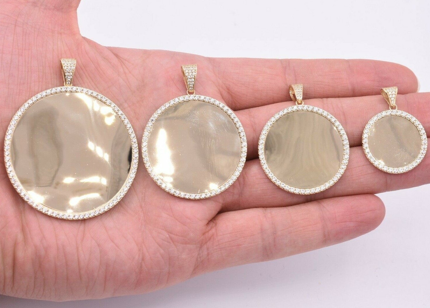 Round Medallion Picture Frame Memory CZ Charm Pendant Real SOLID 10K Yellow Gold