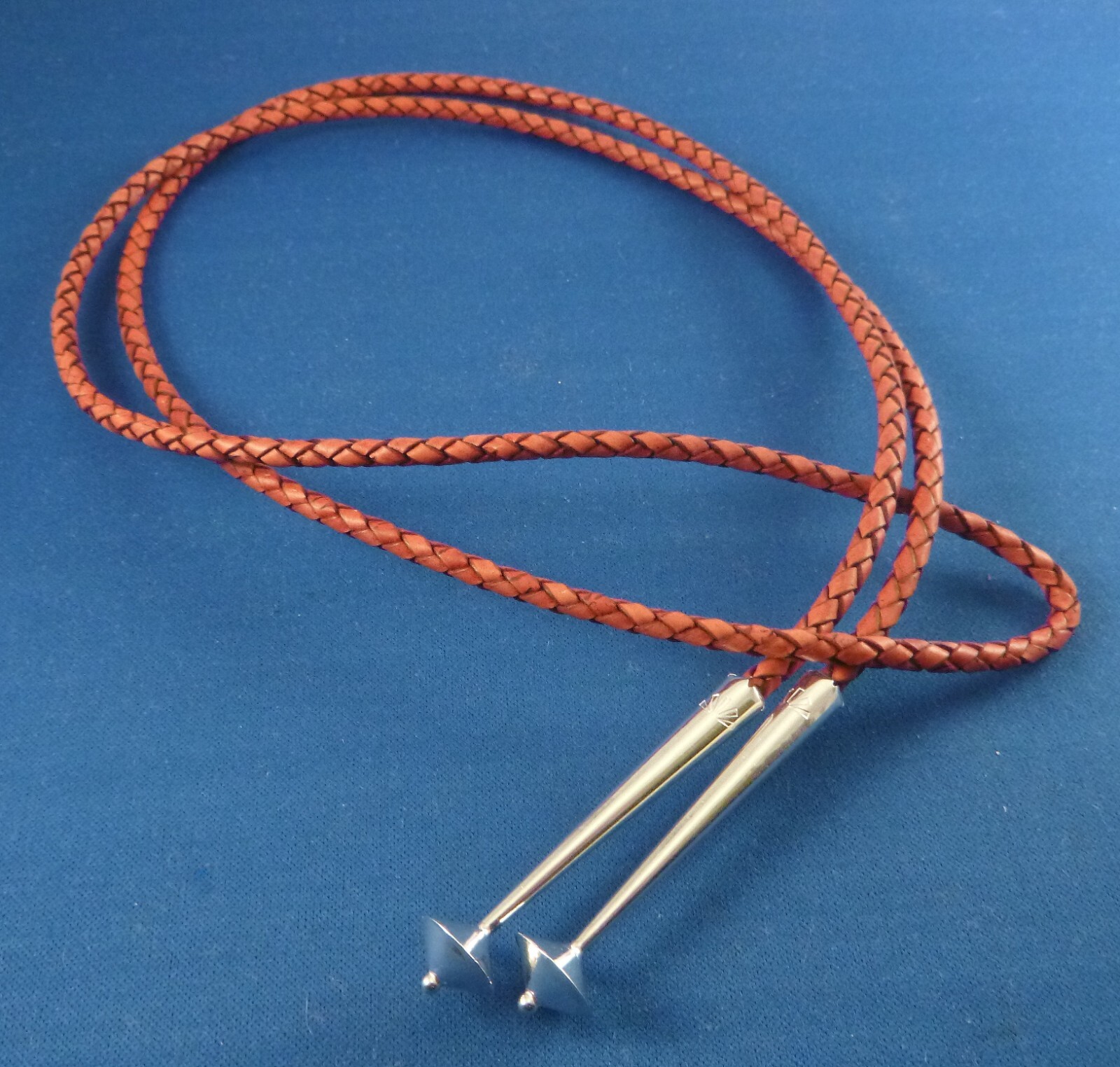 NEW Genuine leather RED BROWN 4mm 43.5″ BOLO cord w Sterling plain hogan TIPS