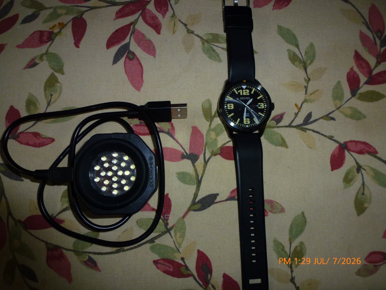 SEIKO Solar Analog Black V158-0AR0 Men’s Watch with LED Charger for Cloudy Days