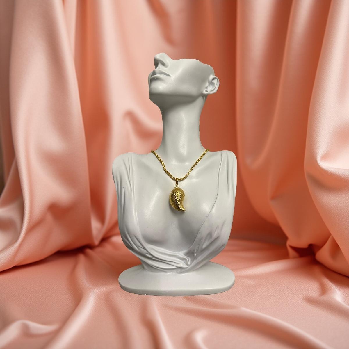 ‏Gold Plated Leaf Necklace Women Minimalist Pendant Nature Jewelry Gift