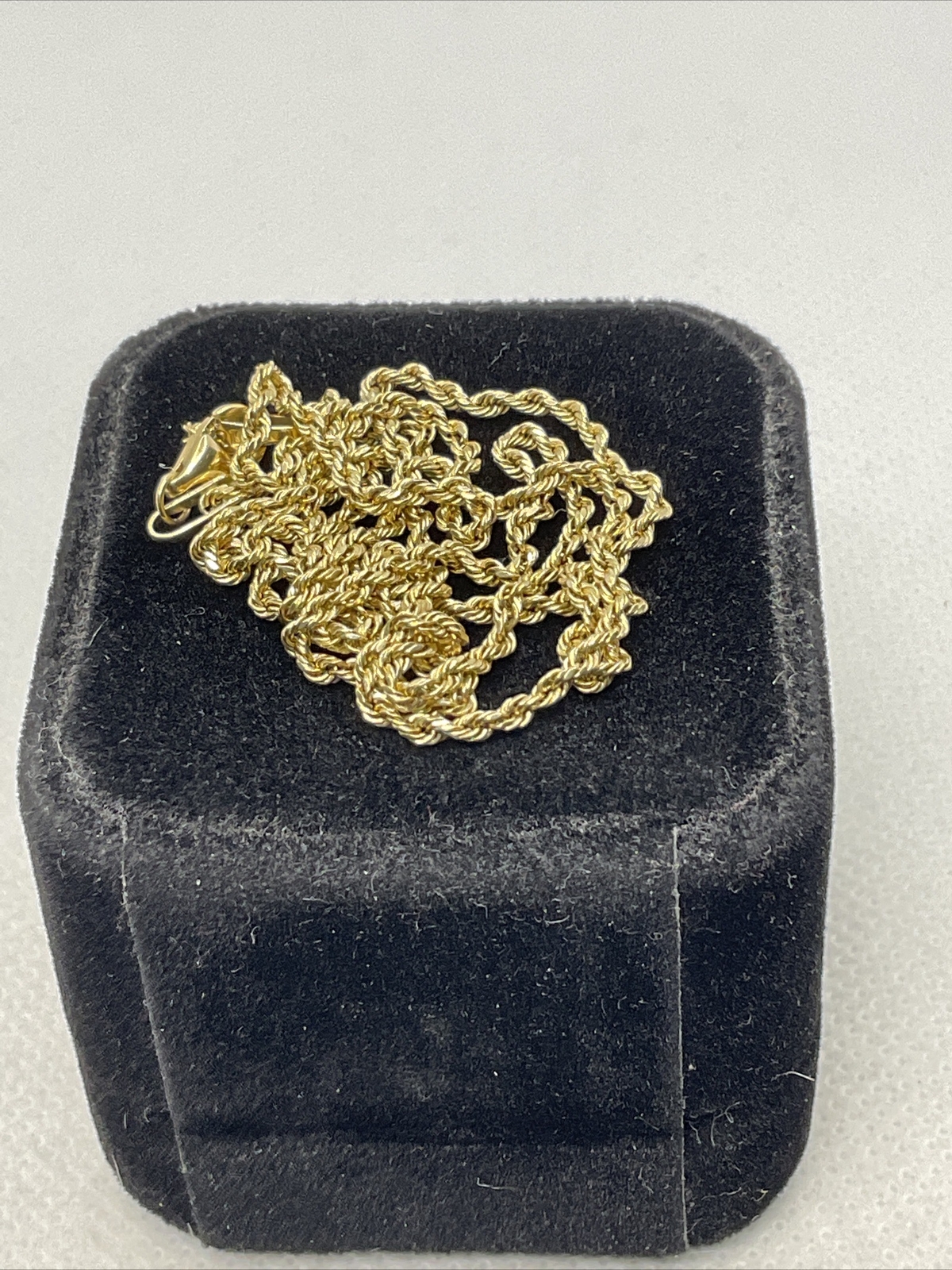 14K Yellow Gold Diamond Cut 1.7mm wide ROPE Chain Necklace 21.75” long 2.9gr.