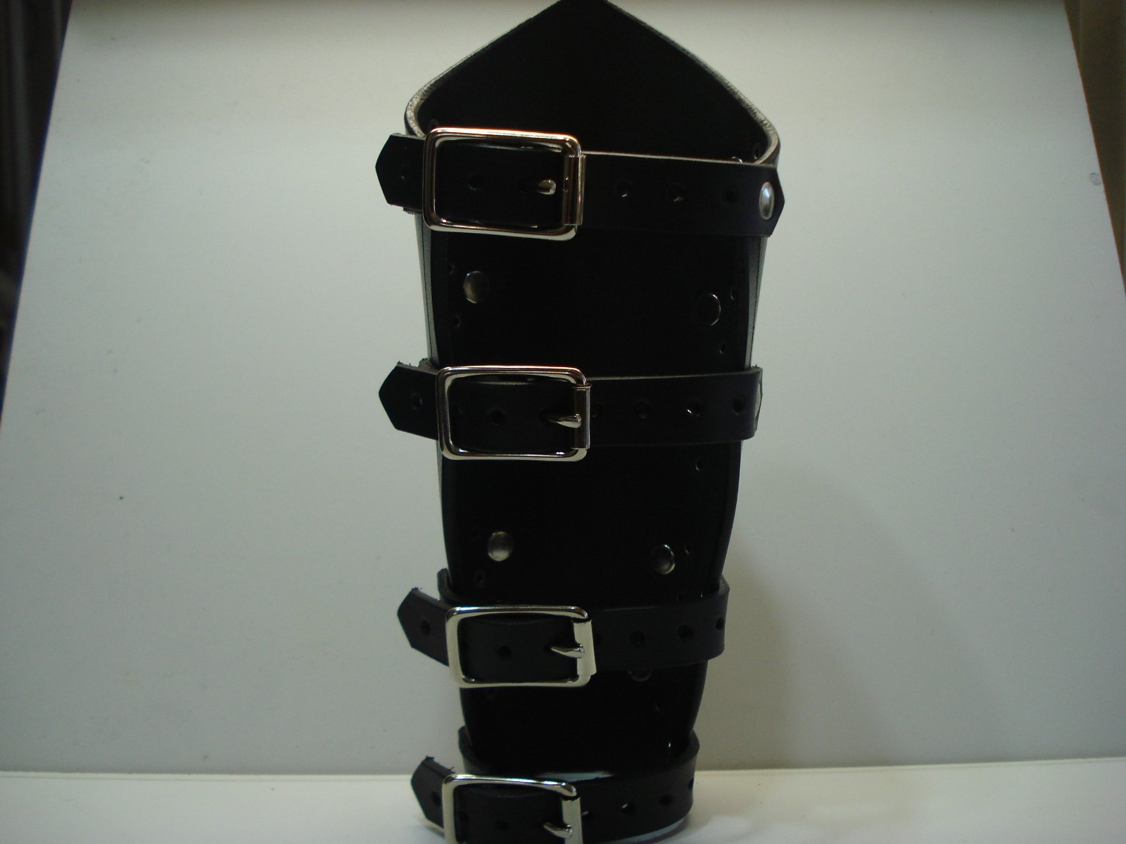 LEATHER UNISEX VIKING LEATHER GAUNTLET.BLACK METAL.(MDLUG0263)…… MYSTICUM