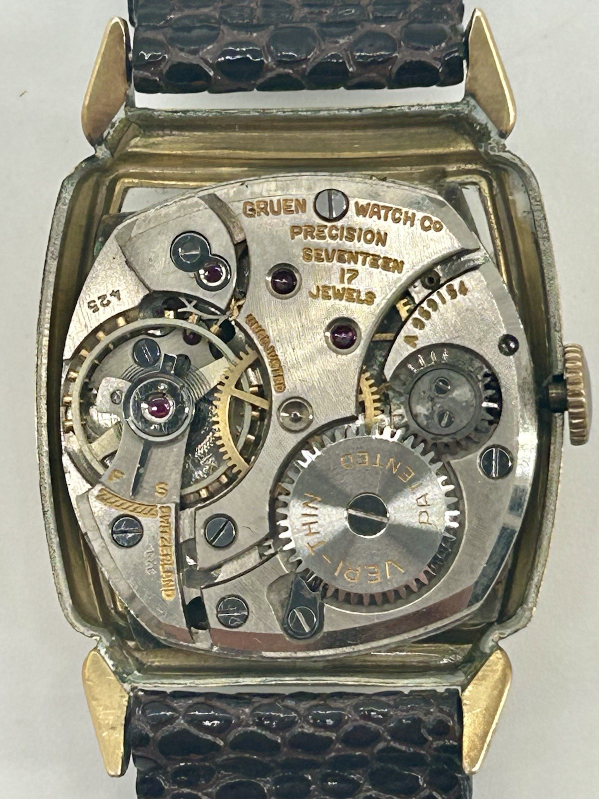 Vintage 1941 Gruen Veri-Thin Precision 17J Gold Filled Manual Wind Watch Running