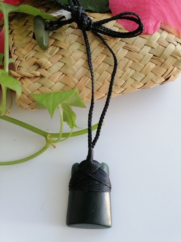 New Zealand Jade Greenstone Toki Matt Pendant 35mm L x 26mm W Unisex