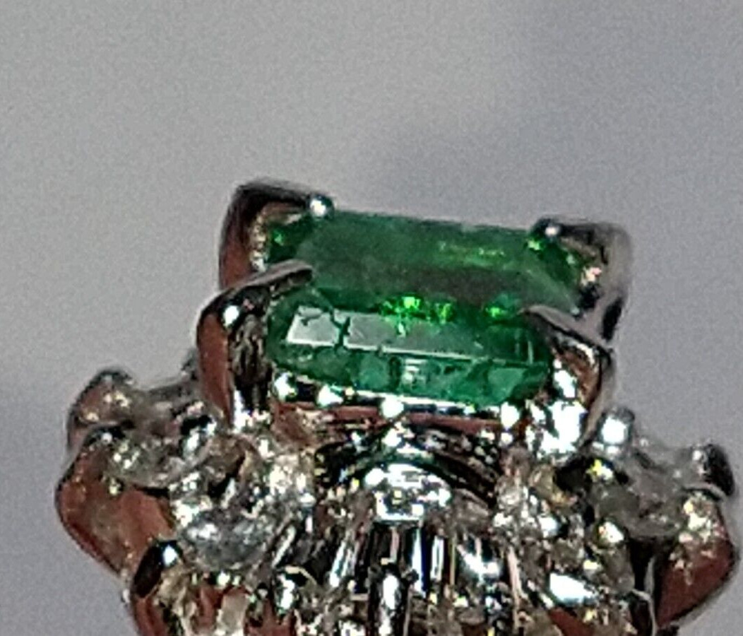 Solid platinum 0.57 carat natural emerald diamond ring 4.5 grams – pt900