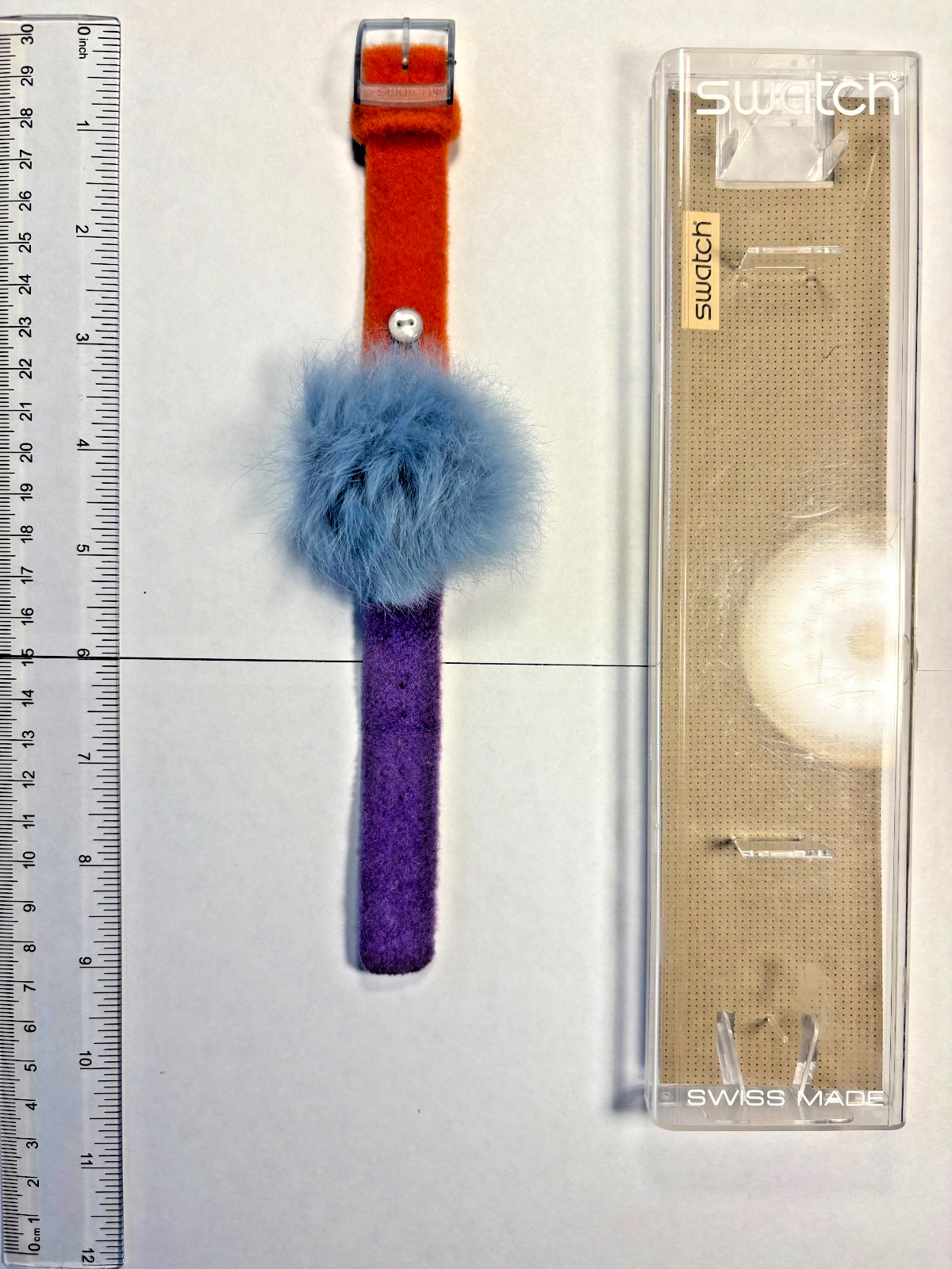Vintage 1999 Swatch “Fashion Fuzz” AGN199 Watch – Working w/ Case & Blue Pom-Pom