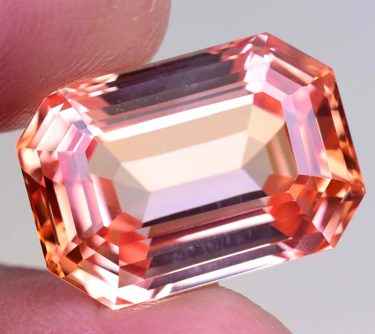 Natural imperial Topaz 24.70 Ct Octagon Stunning Unheated AGL Certified Gemstone