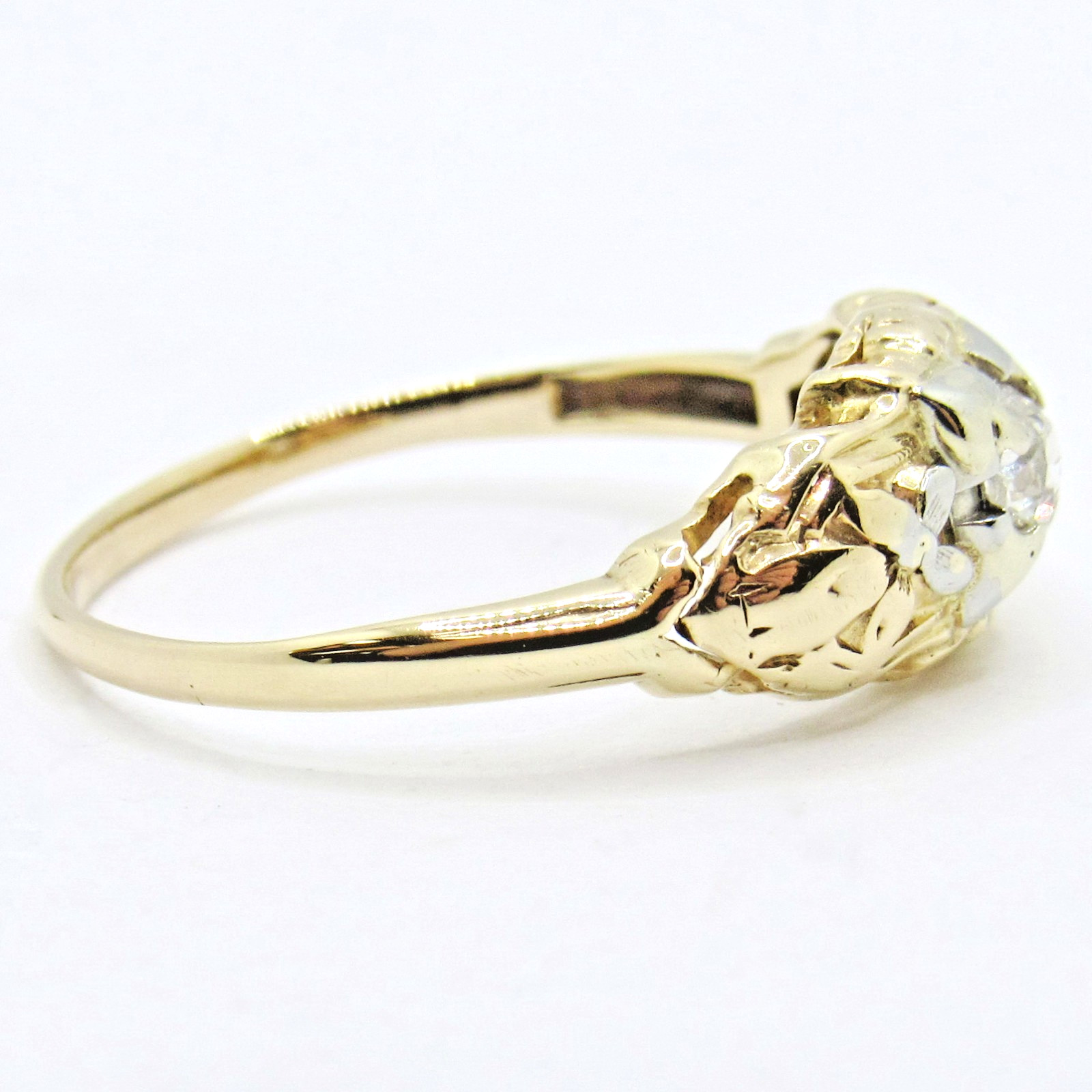 Vintage Antique 14k Yellow Gold 1/8Ct European Diamond Right Hand Estate Ring