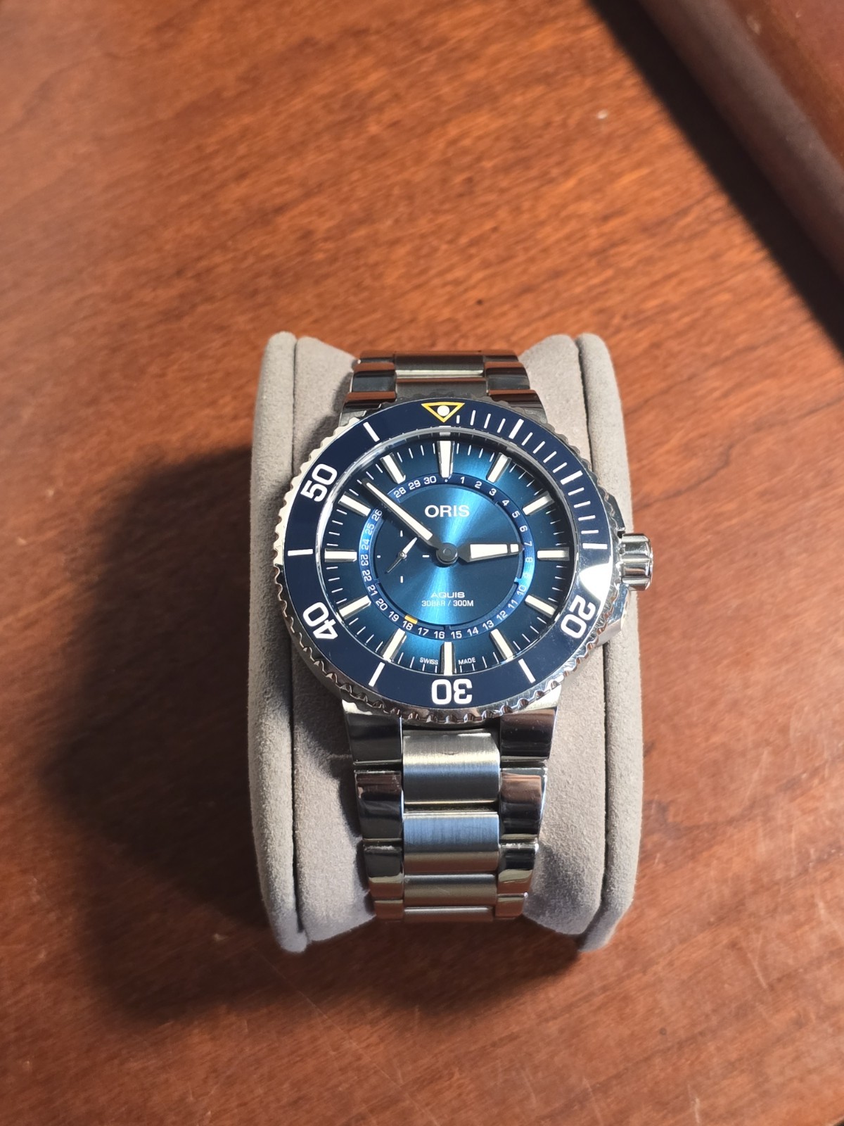 Oris Aquis Great Barrier Reef III Limited Edition Blue 43.5mm Watch 01 743 7734