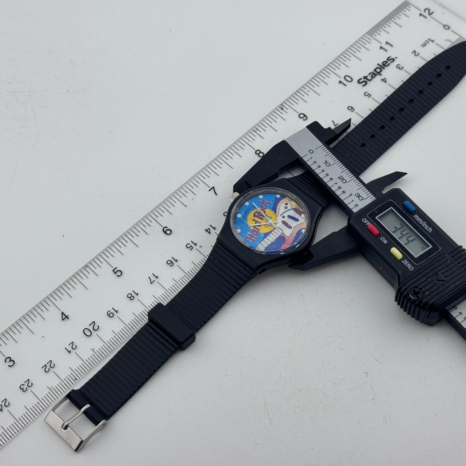 Chicago Hard Rock Cafe Japan Quartz Watch Unisex Black Plastic Analog New Batter