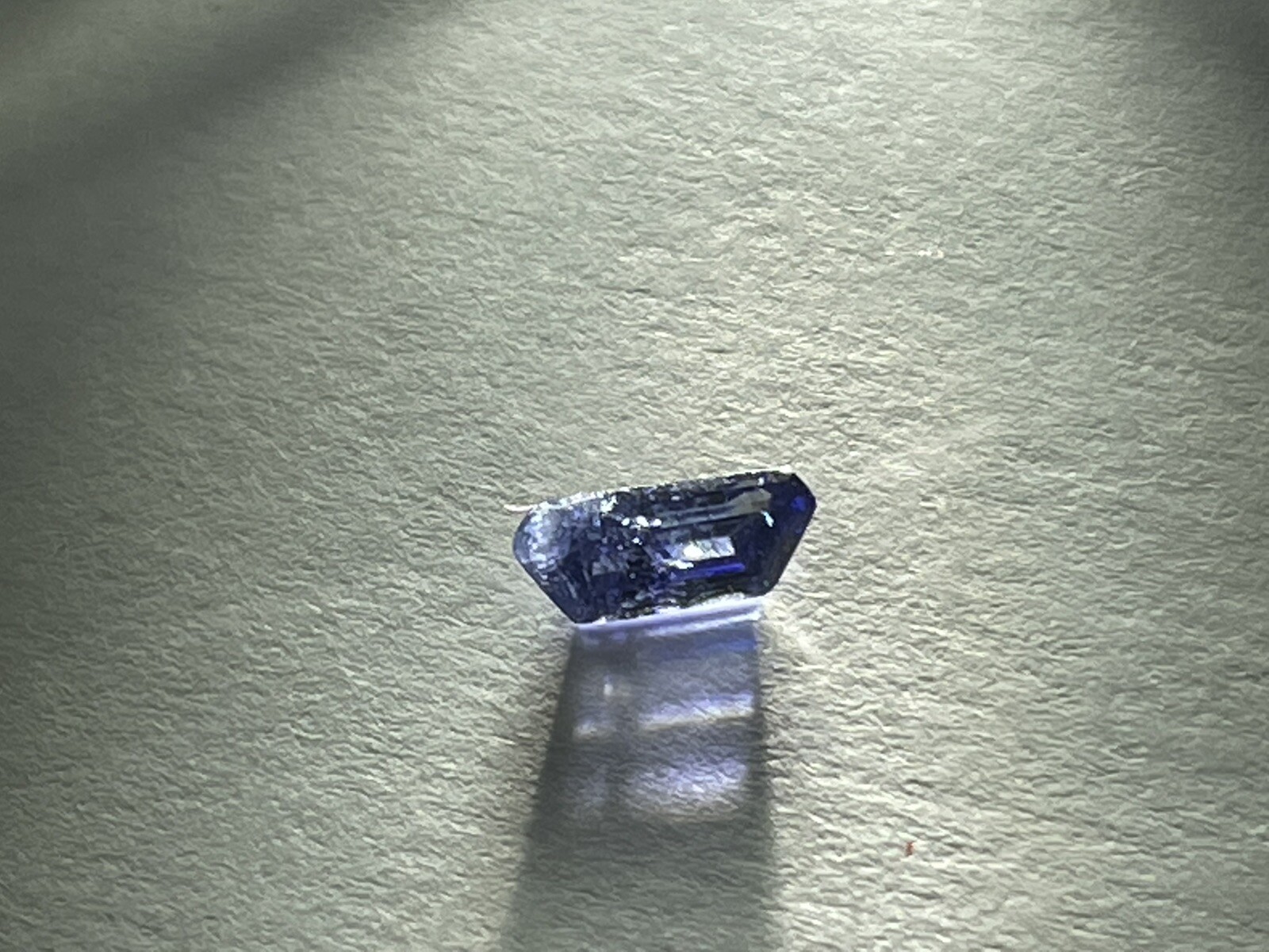 Benitoite from CA/USA fac cut in Germany 0.56ct 7.3x3mm Freeform