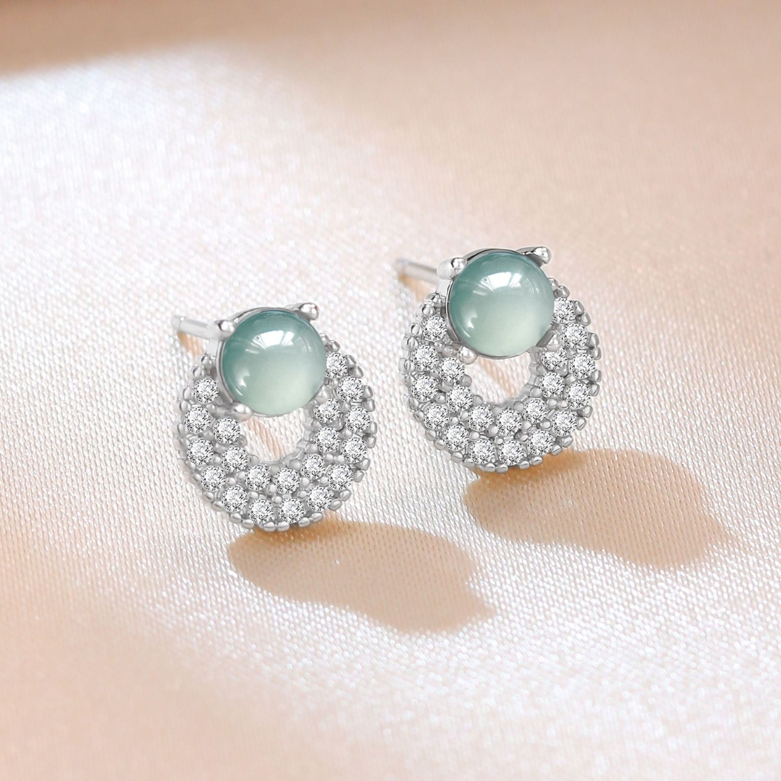 Natural Jadeite Jade Crystal Stud Earrings Gemstone 18K White Gold Plated