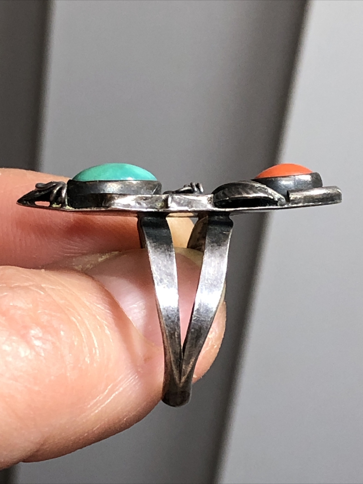 12. Roger Skeet 925 Sterling Native American Turquoise Coral Leaf Ring 8-8.25ss