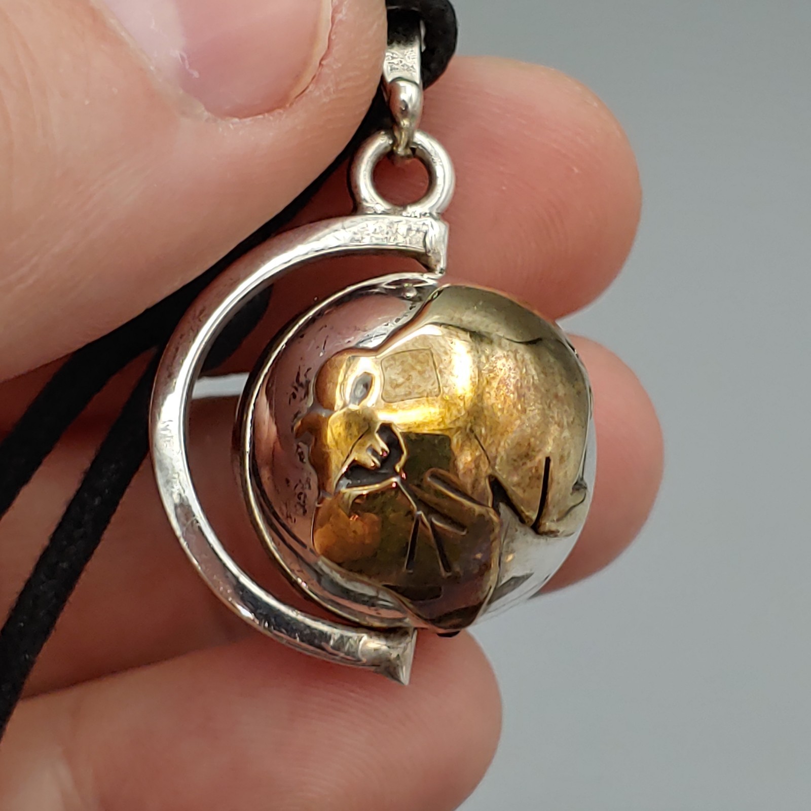 VTG Taxco TR-77 Mexico Sterling Silver .925 and Brass Earth Harmony Spin Pendant