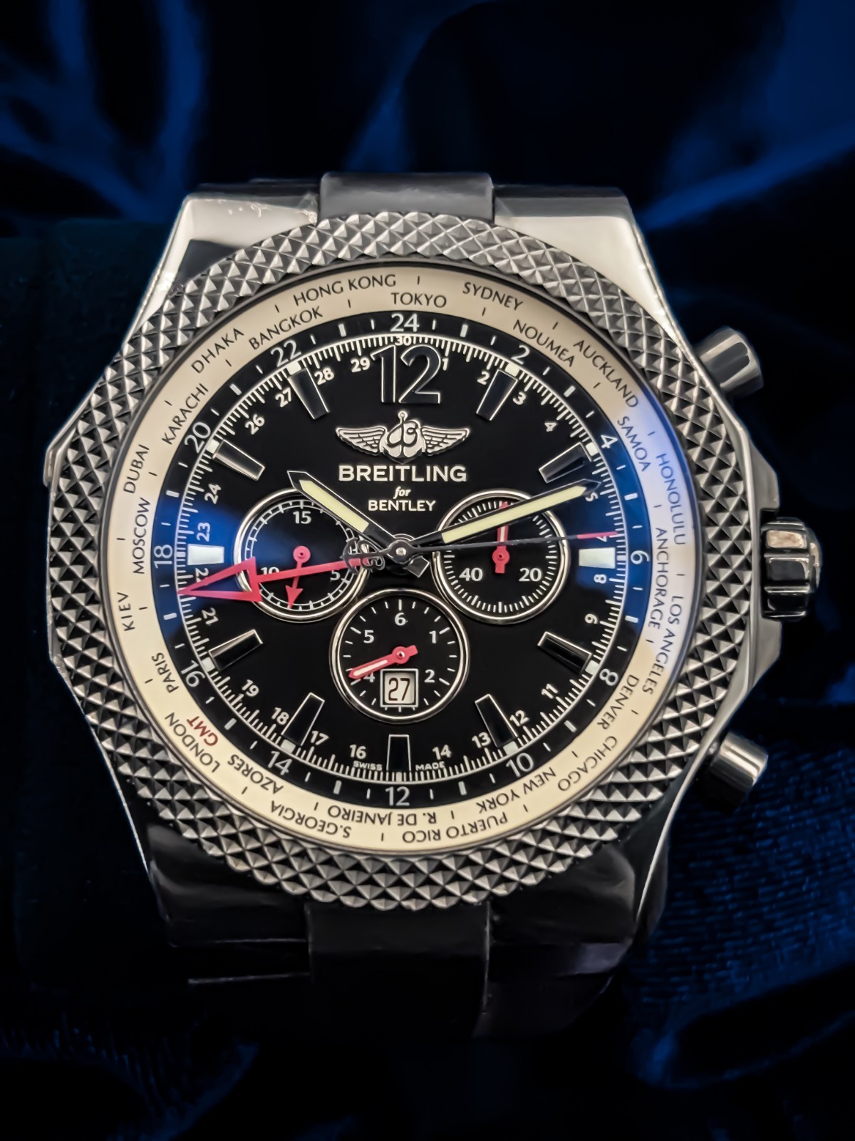 Breitling for Bentley GMT “Midnight Carbon” Tourneau Limited Edition (M47362)