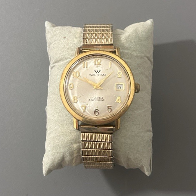 Waltham 17J Self Winding Date 36mm Vintage Men’s Watch