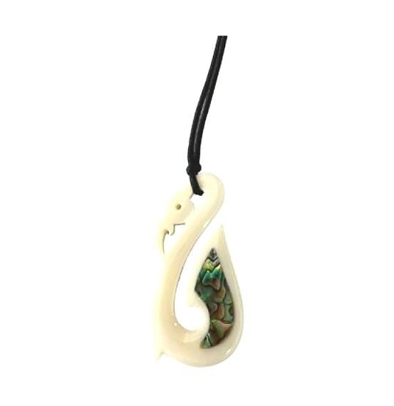 27MM HAND-CARVED MAORI MANAIA WATER BUFFALO BONE PAUA ABALONE FISH HOOK NECKLACE