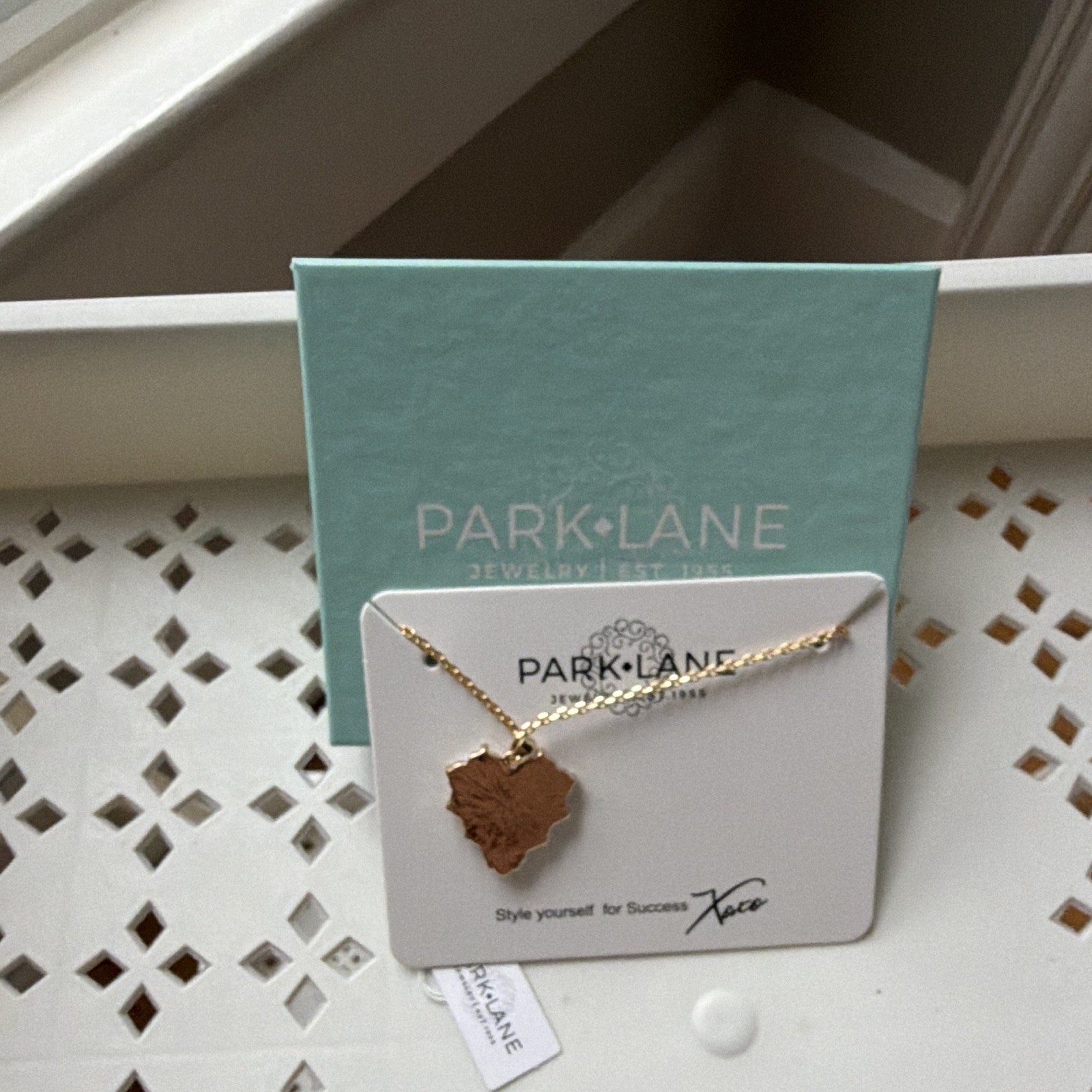 Park Lane, BUTTERCREAM, Mother Of Pearl Heart Pendant Necklace Retail $96