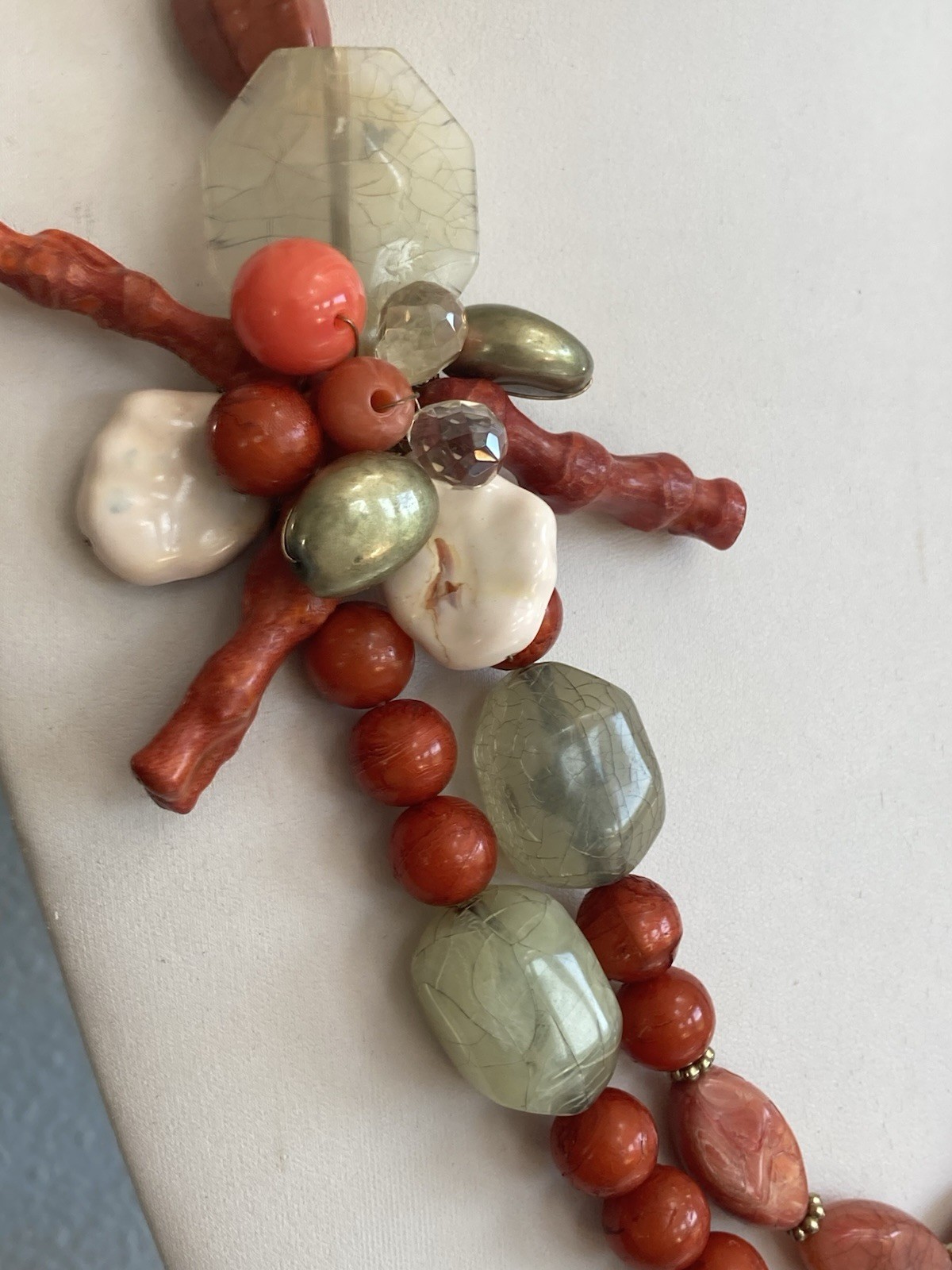Chunky Mermaidcore Necklace Coral Bead Acrylic Signed Lydell NY Beach 24″