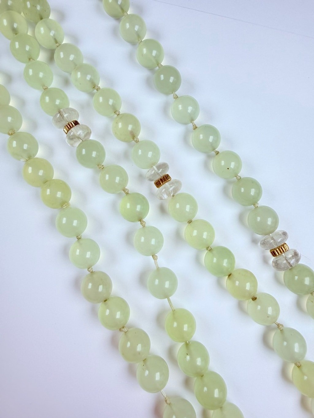 14K Gold Icy Translucent Jade 570 CT Natural 10MM Bead 36″ Knotted Necklace 114g